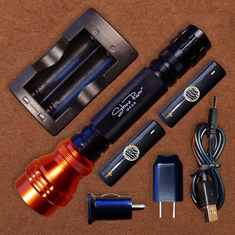 1000 Lumen Rechargeable LED Flashlight