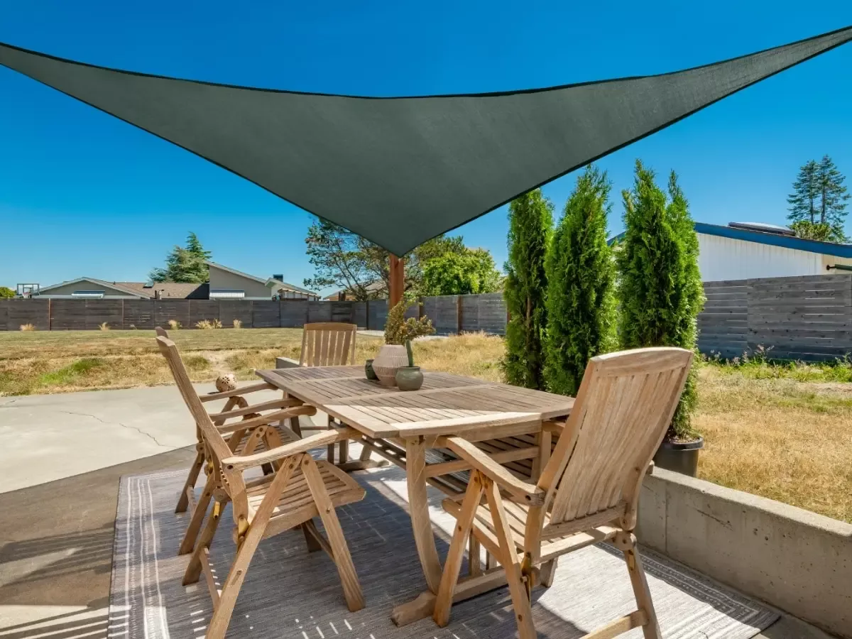 18ft Equilateral Triangle Coolhaven Shade Sail