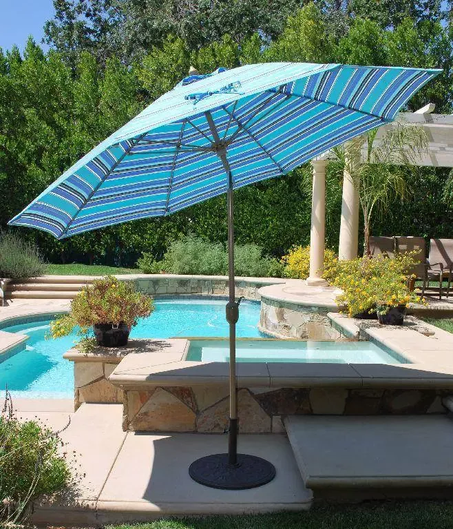 9 ft Auto Tilt Aluminum Market Umbrella – 736