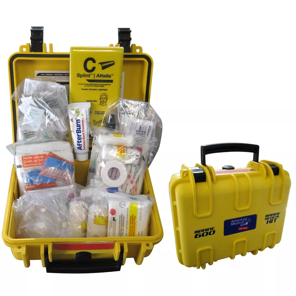 ADVENTURE MEDICAL MARINE 600 FIRST AID KIT IN WATERPROOF CASE