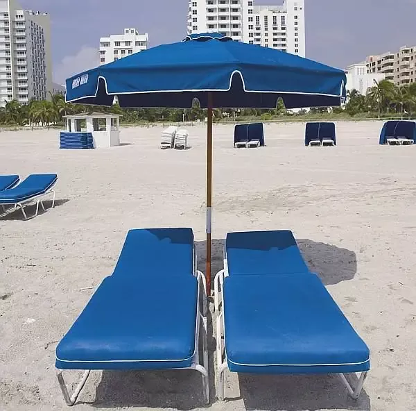Beach Umbrella - 7.5ft - Fiberglass Ribs