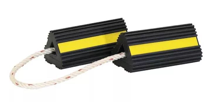 Buyers Rubber Wheel Chock Set with 3 ft. Nylon Rope• WC24483