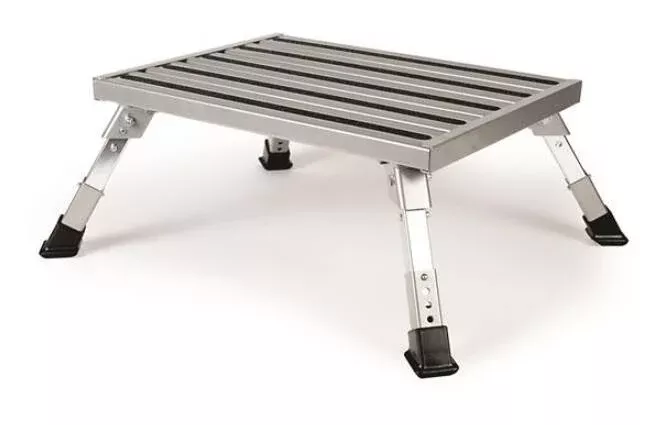 Camco Aluminum Step Platform - Adjustable Legs• 43676