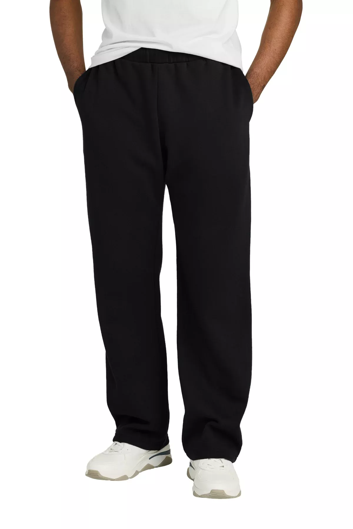 District Men's V.I.T. Fleece Open-Bottom Sweatpant DT6117