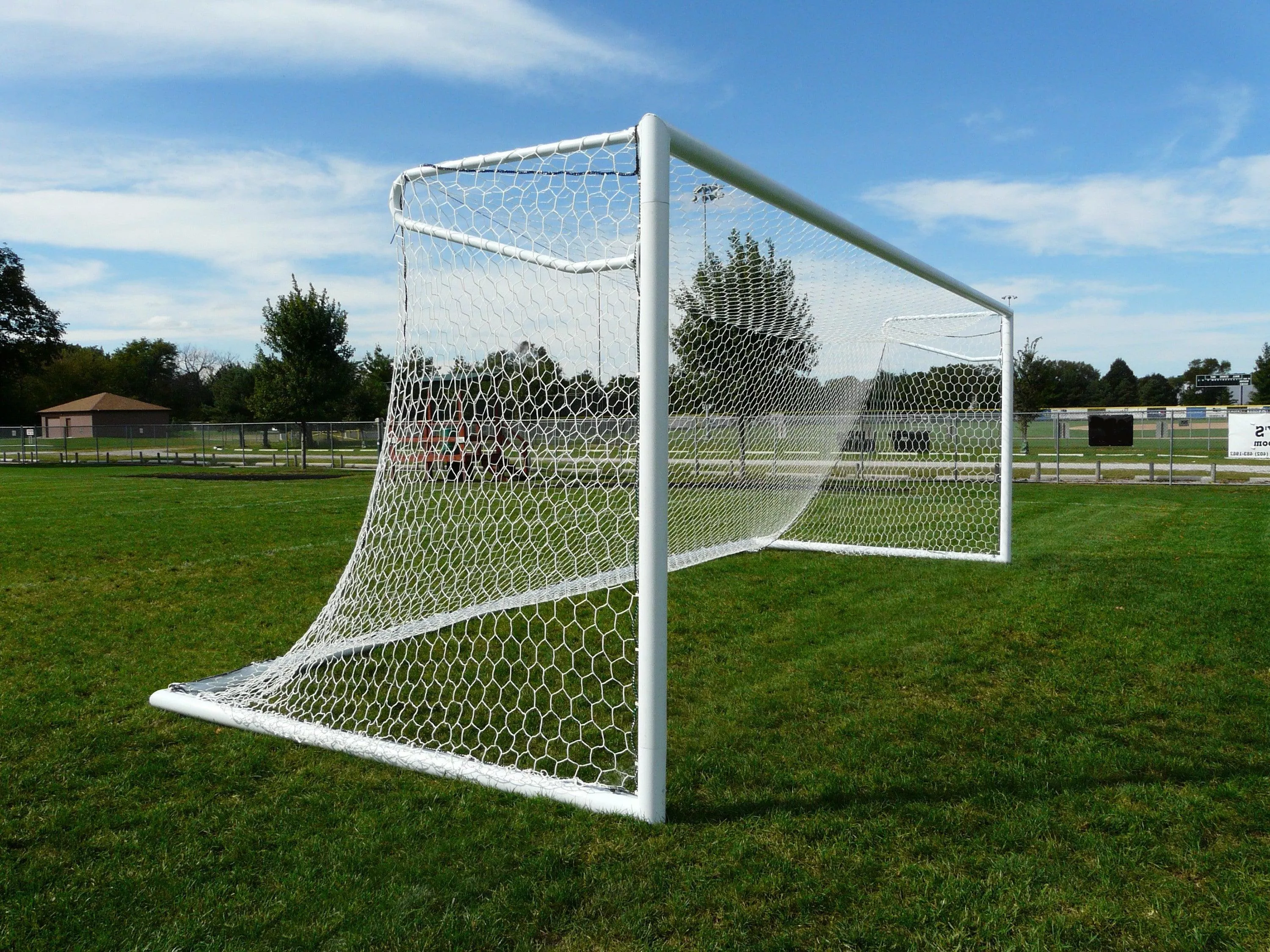 Euro Portable Futbol Goal (Official Size)