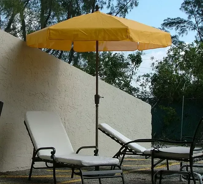 Garden Umbrella - 7.5ft - Fiberglass Ribs