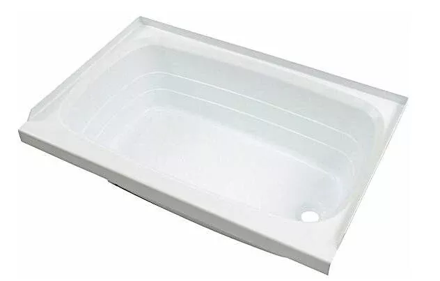 Lippert Right Hand Bathtub - White - 24" x 36"• 209658
