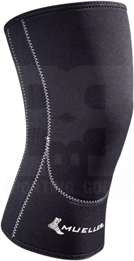 Mueller Sports Medicine Closed Patella Knee Sleeve