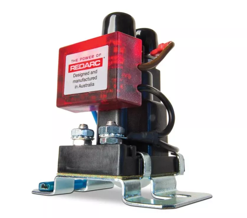 Redarc Dual Sensing Smart Start Battery Isolator 24V 100A• SBI24D