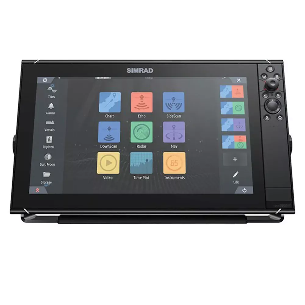 Simrad NSS16 evo3S with C-MAP US Enhanced Charts