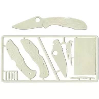 Spyderco Delica 4 Glow-in-the-Dark Knife Kit