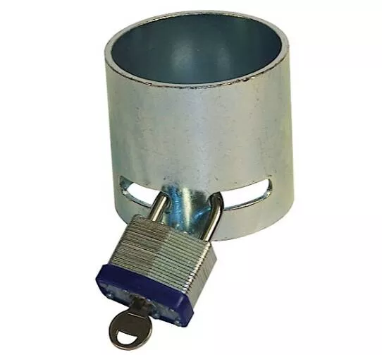 Ultra Fab 5th Wheel Locking Cup• 48-979008