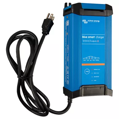 Victron Blue Smart IP22 12V 15A 3-Bank Charger
