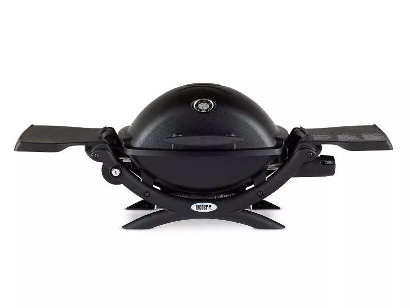 Weber Q1200 Portable Gas Grill, Black• 51010001